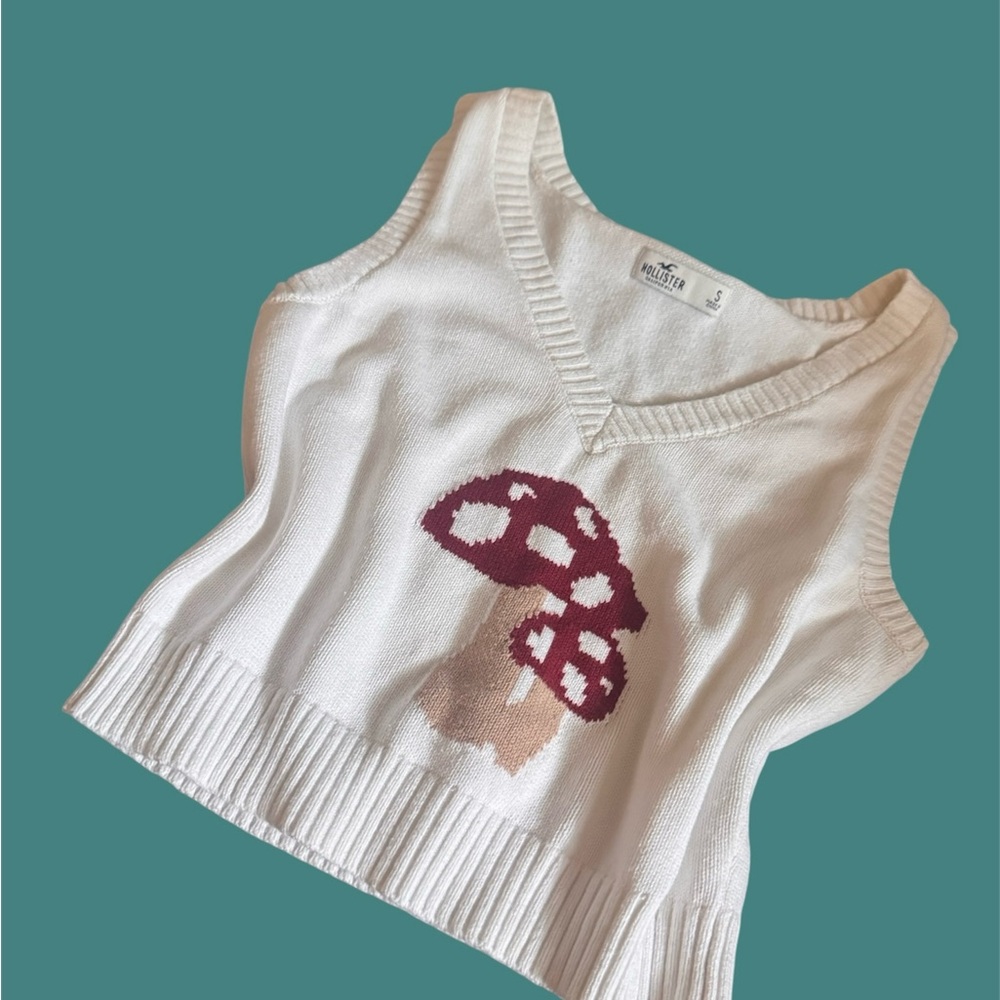 Hollister White Knit Tank Top indie mushroom cute